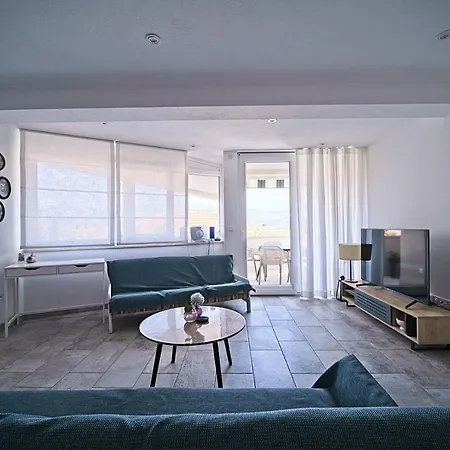 Apartment Postira